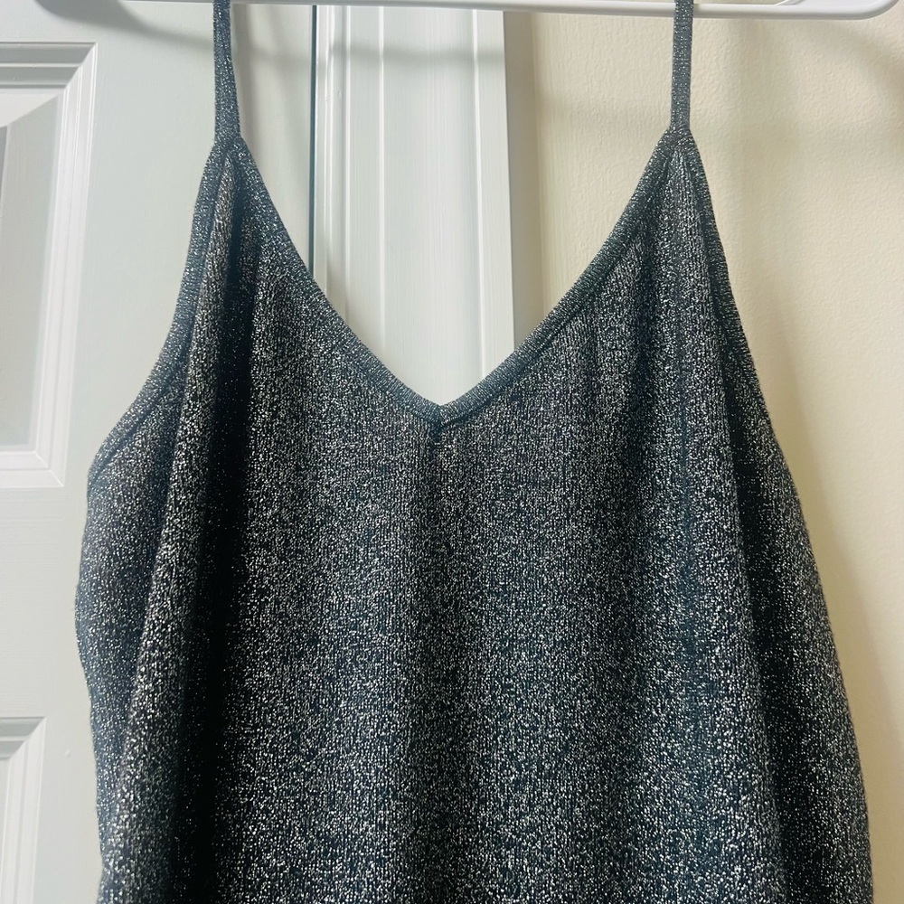 NWT gorgeous metallic size 10 In The Style Black and Silver Dress. - Picture 3 of 7
